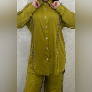 Women’s 2 piece rhinestone set